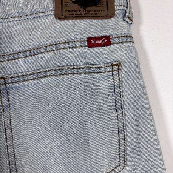 Wrangler Loose Fit Jeans Light Wash Blue Denim Elastic Waist Size 14 - Picture 9 of 16